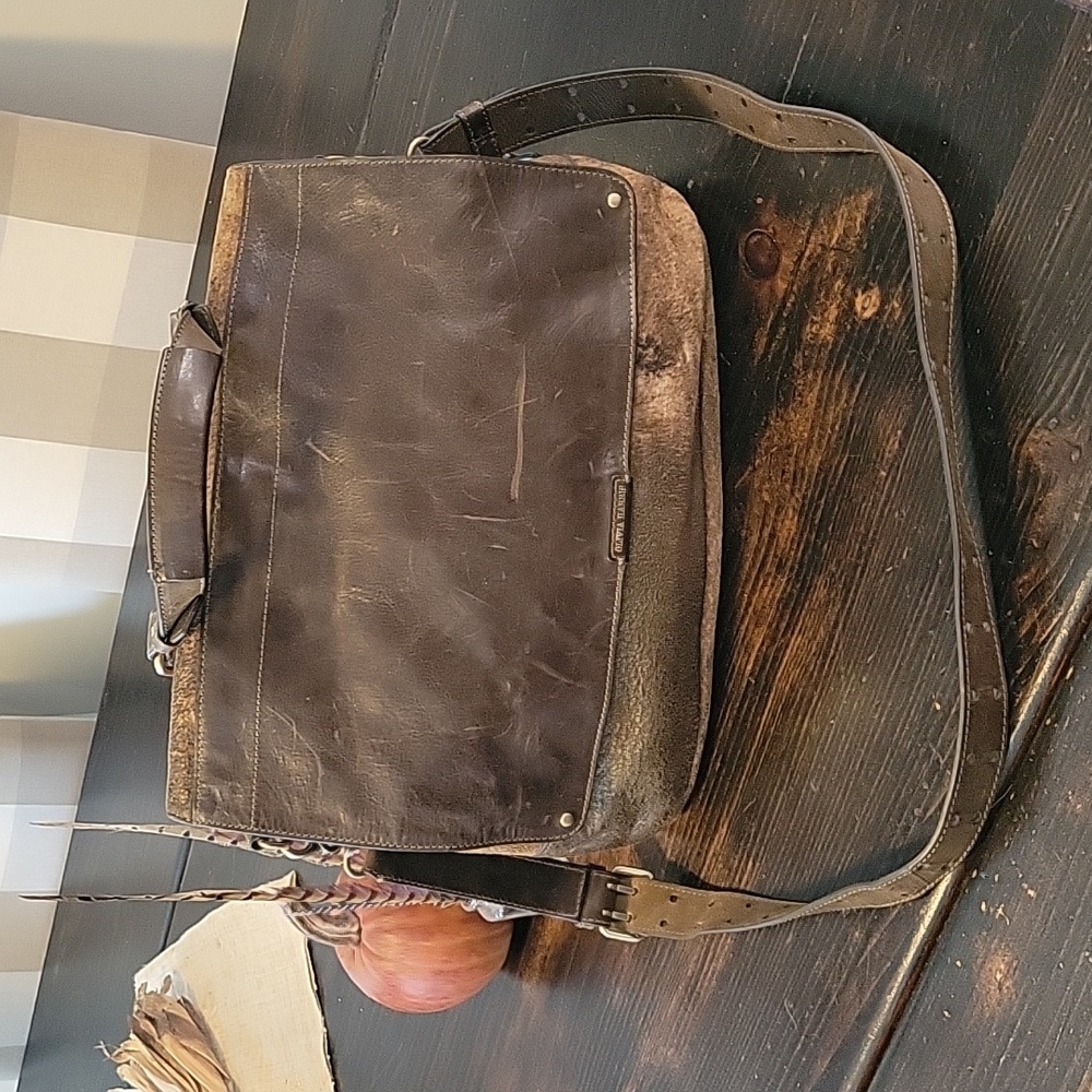 Olivia Harris Messenger Cross Body Bag